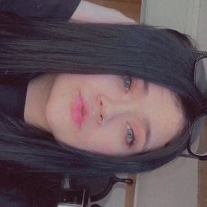 Meet your Posher, Kiana